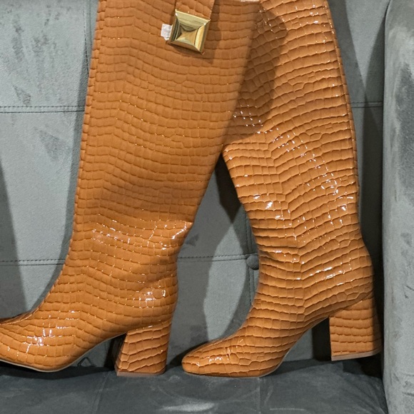 KATY  PERRY Faux Leather High Boots - Picture 3 of 5